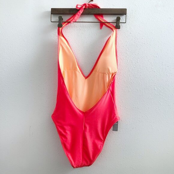 NWT AERIE Deep V-Neck One Piece Swimsuit Size Medium - Picture 2 of 8
